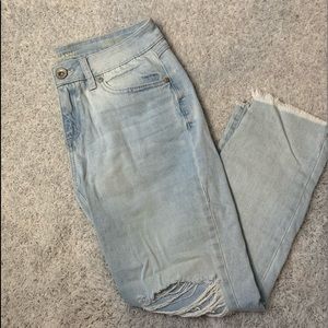 NWOT Rewash, Women’s vintage light wash crop jeans